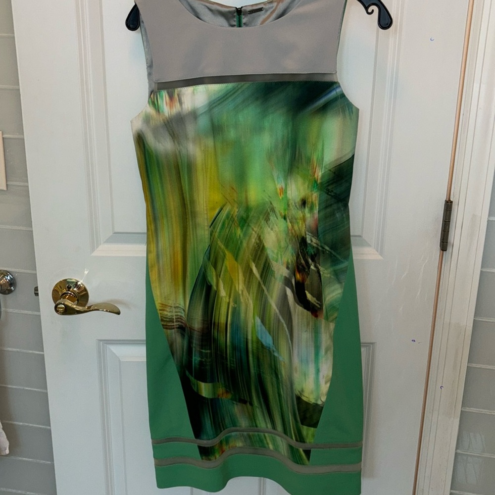 Elie Tahari green multicolored midi dress | size 4
